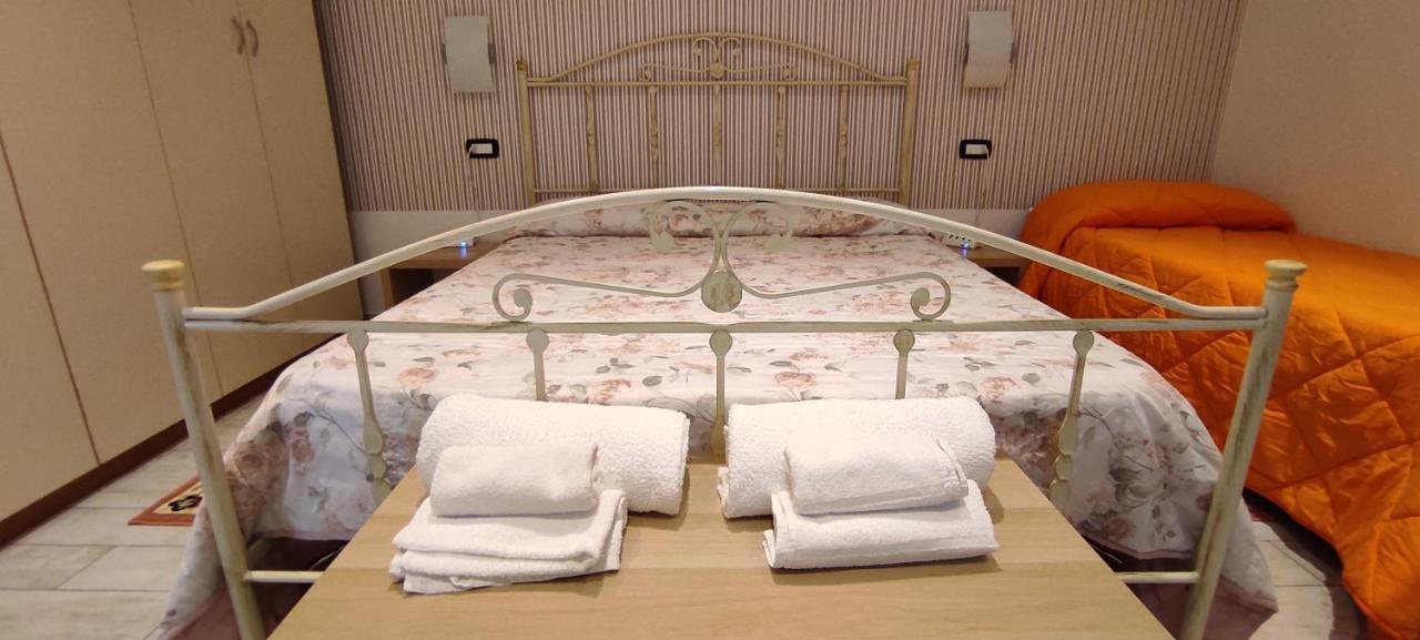 Holiday Home Casa Vacanze Salerno Buitenkant foto
